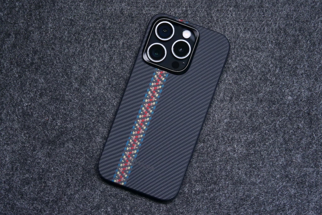 MagEZ Case 4をiPhone 15 Proに装着